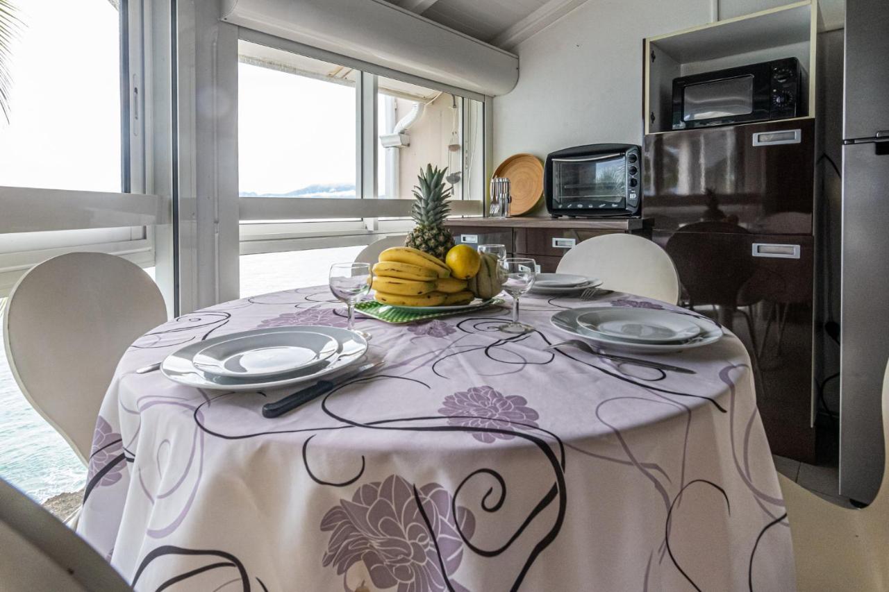 Studio En Duplex , Face A La Mer Ле-Гозьє Екстер'єр фото